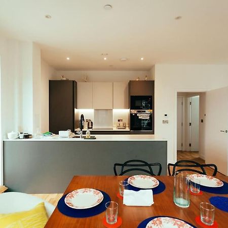 3 Bedroom Penthouse With Terrace And Skyline In Battersea Londyn Zewnętrze zdjęcie