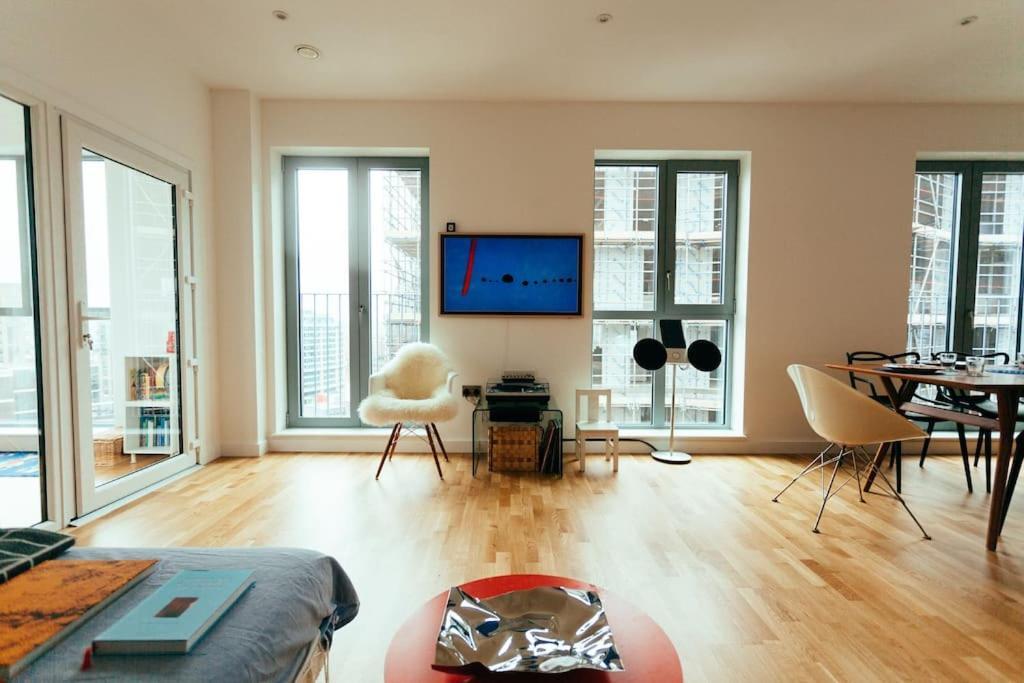 3 Bedroom Penthouse With Terrace And Skyline In Battersea Londyn Zewnętrze zdjęcie