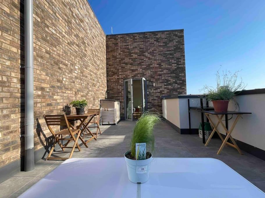 3 Bedroom Penthouse With Terrace And Skyline In Battersea Londyn Zewnętrze zdjęcie